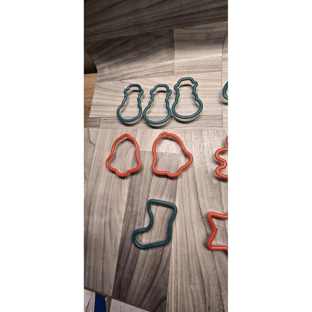 12pc Christmas Plastic Cookie Cutters Set Red/Green Snowman Star Candy Cane